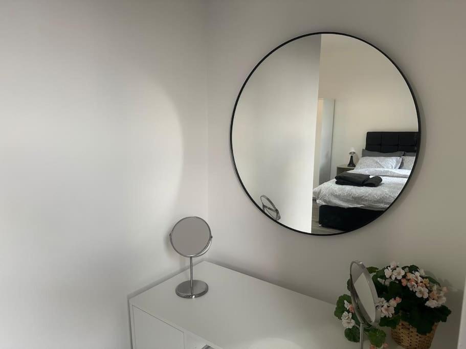 Modern 2 Bedroom Flat, Se6 Appartamento Catford